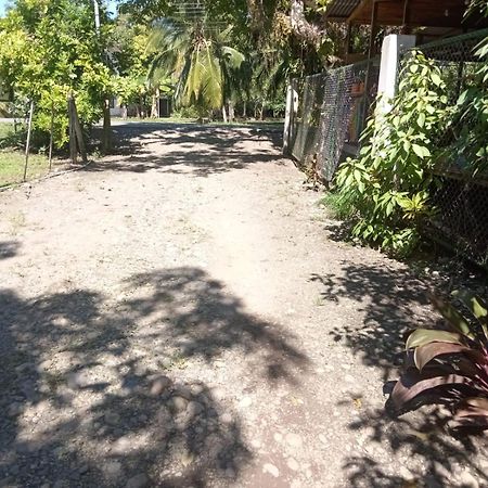 Hotel Cahuita Kültér fotó