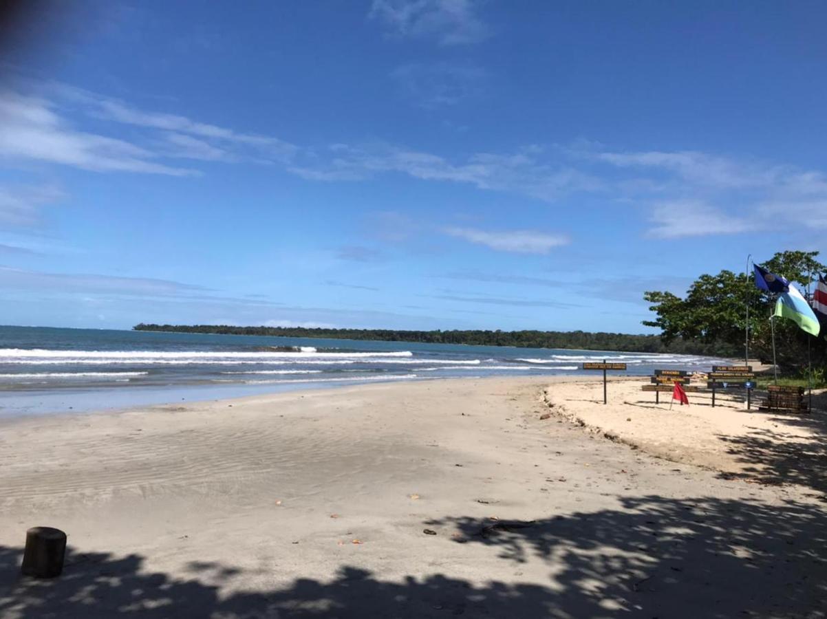 Hotel Cahuita Kültér fotó