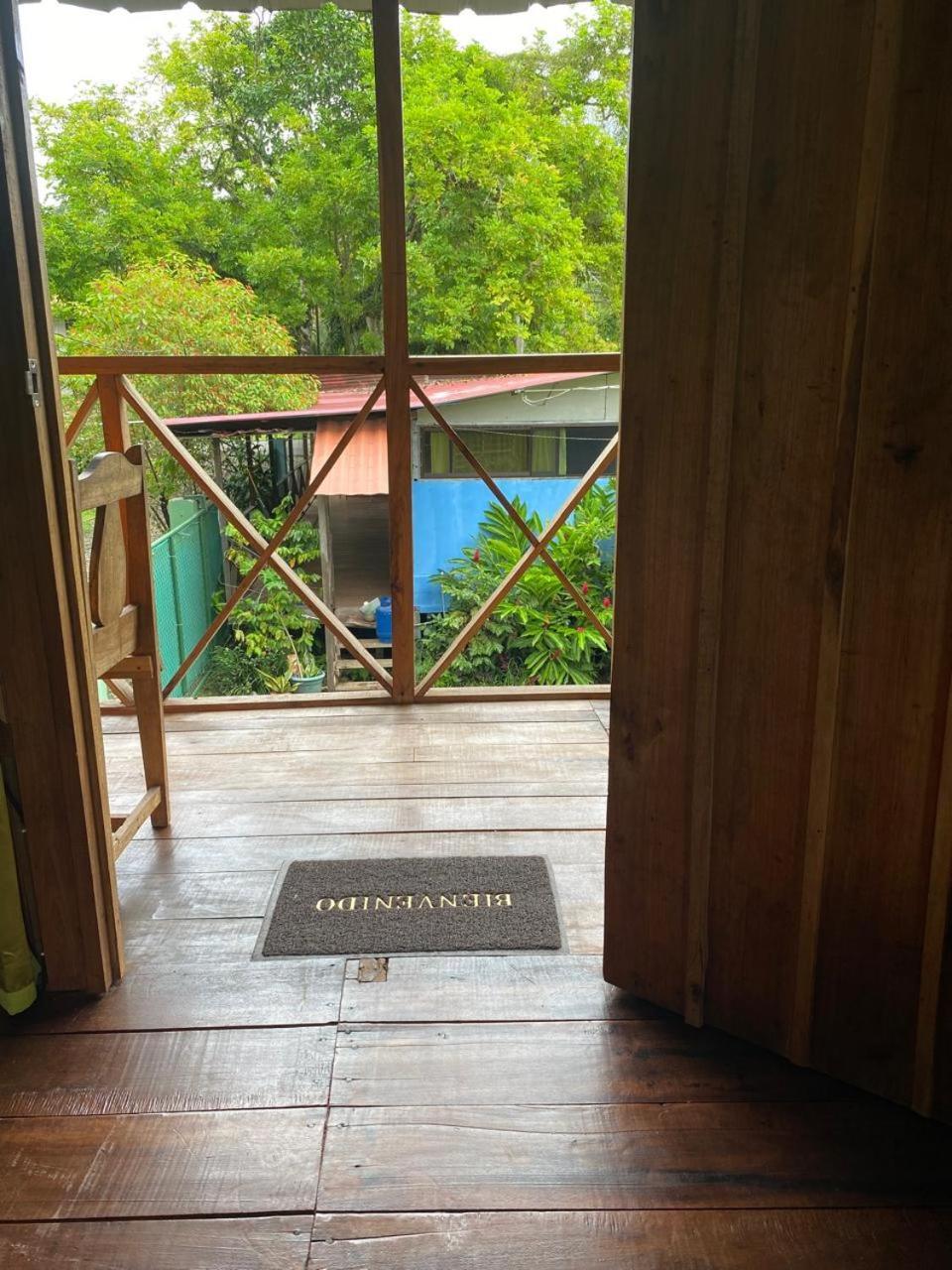Hotel Cahuita Kültér fotó